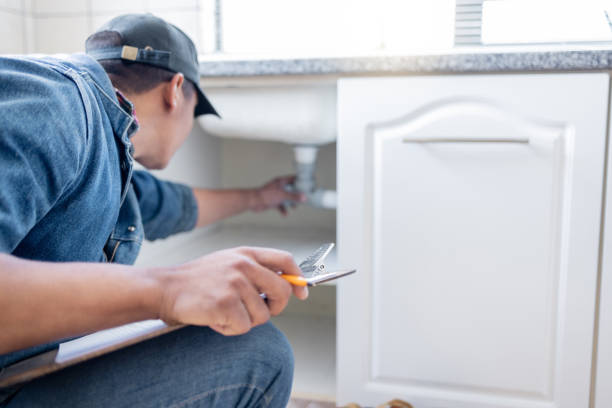 Best Shower Repair Services  in Charlotte, MI